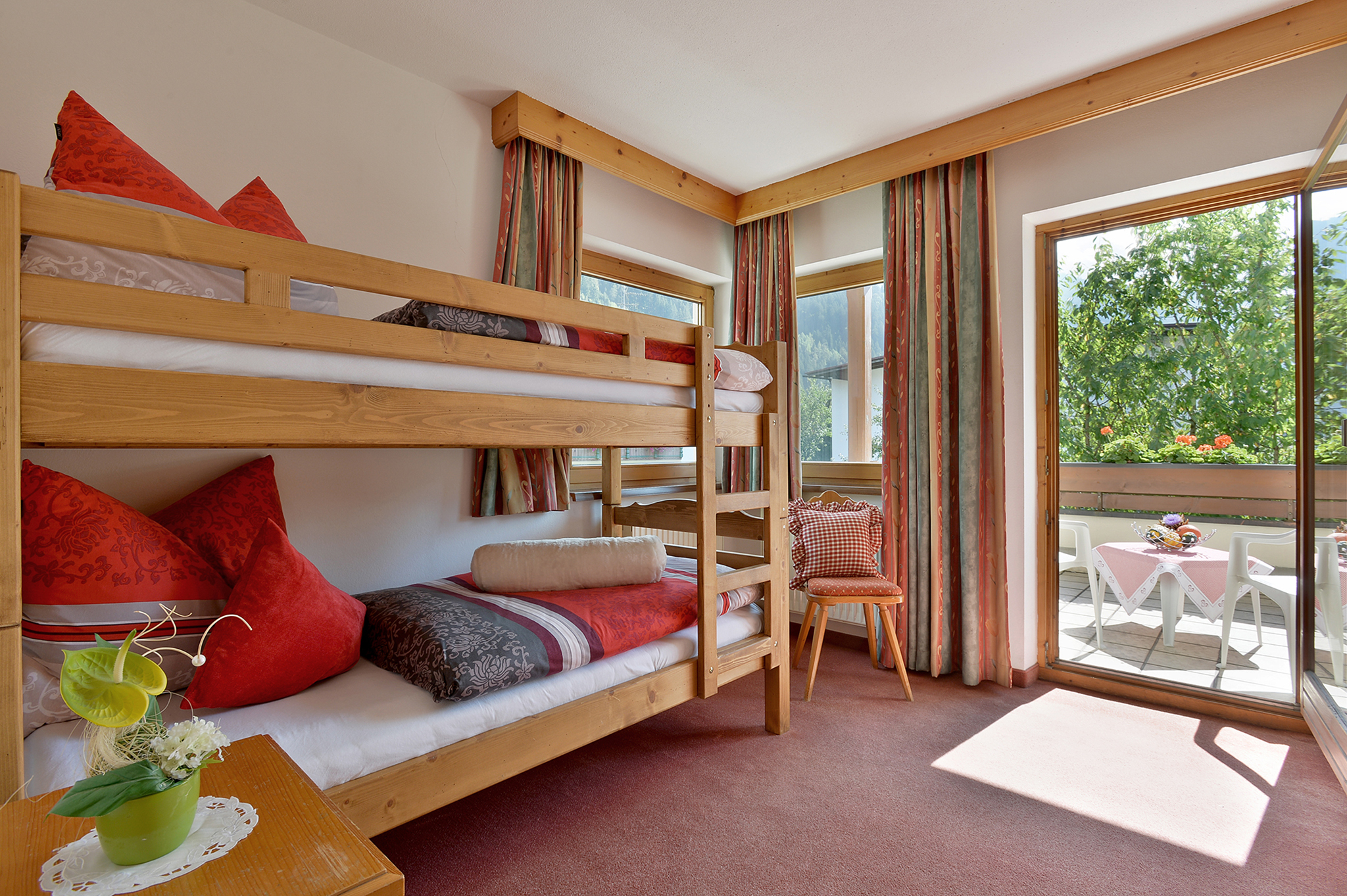Appartementhaus Kaltenbach-Stumm: Schlafzimmer mit Etagenbett (Beispiel)