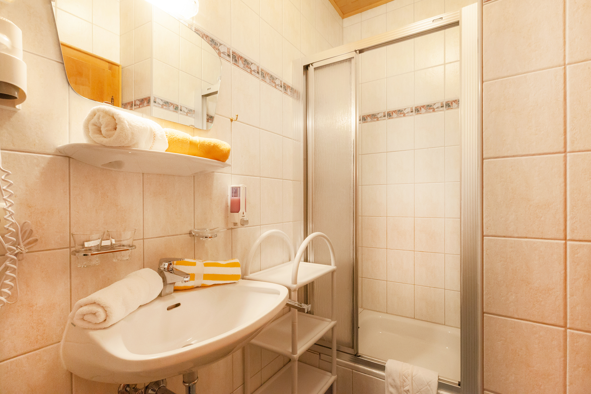 Edelweißhof: Appartement Nr. 111 für 4-6 Personen - Badezimmer