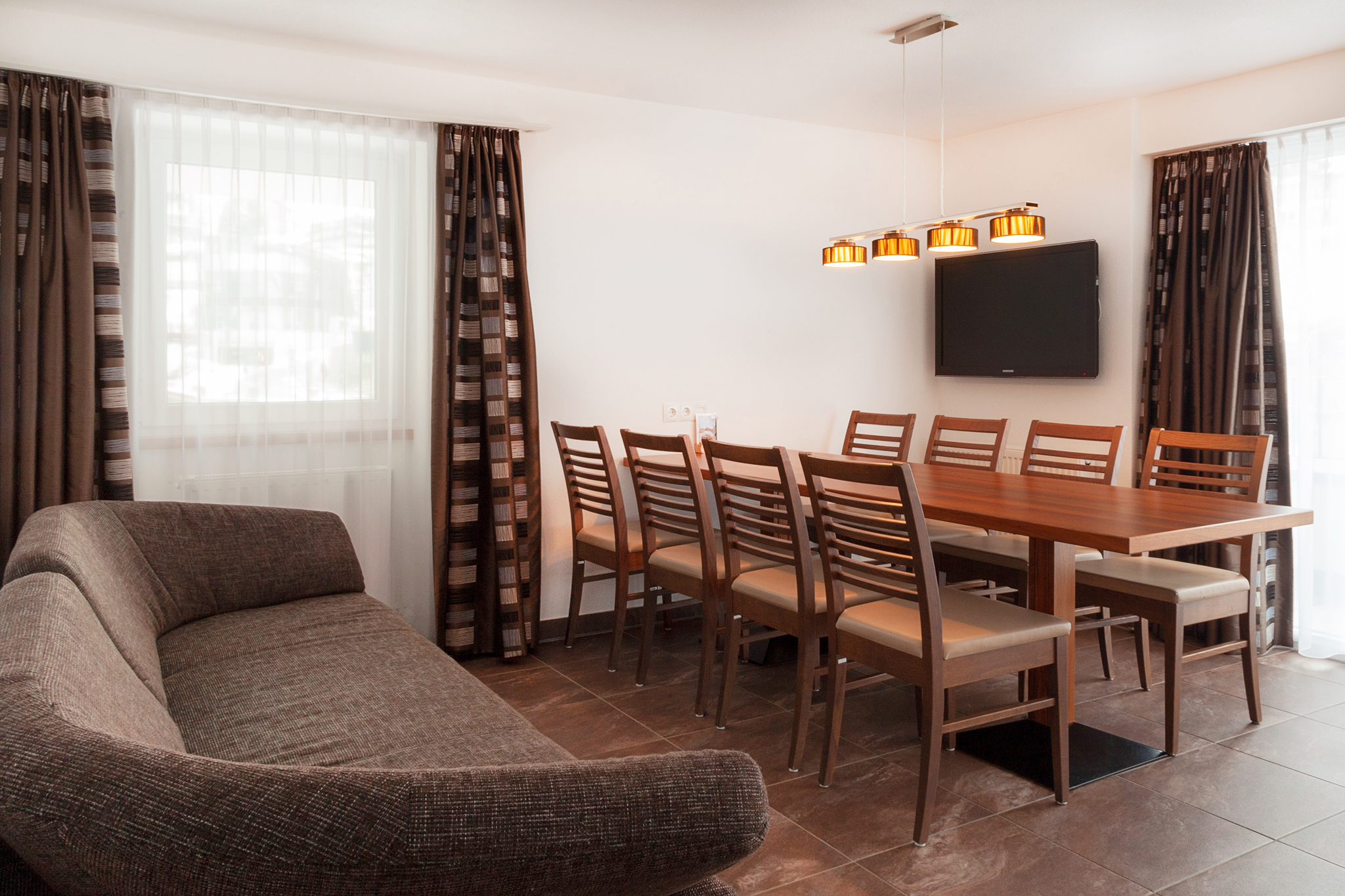 Appartementhaus Ischgl Suite: Ferienwohnung Panorama II - Essbereich