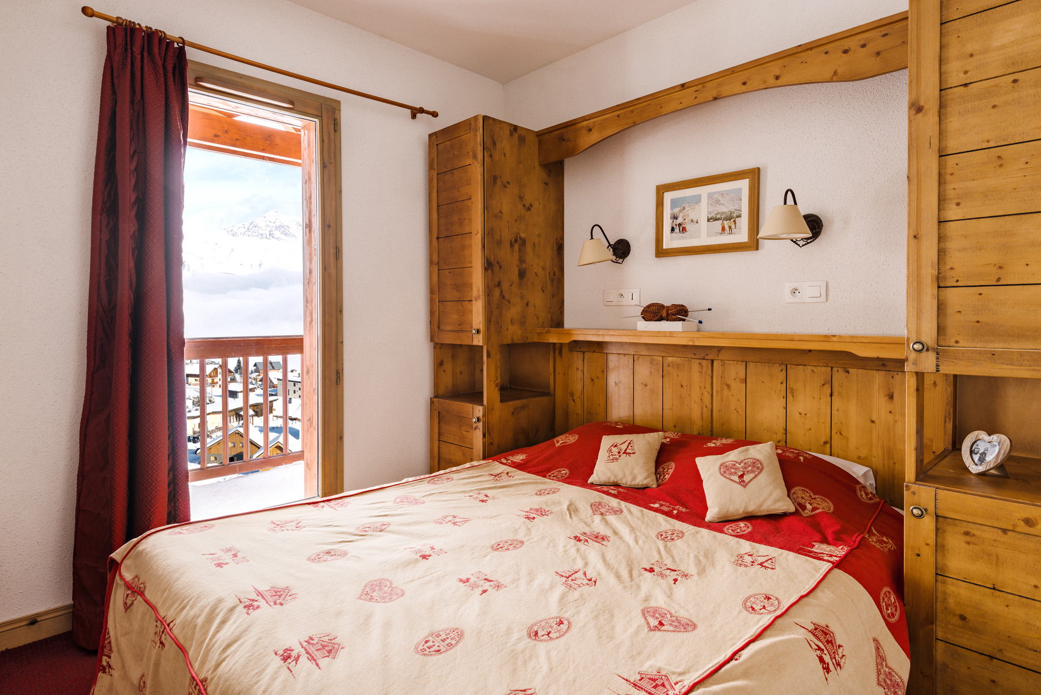 Residenz Les Hauts de Comborciere in Les Sybelles: Schlafzimmer (Beispiel)