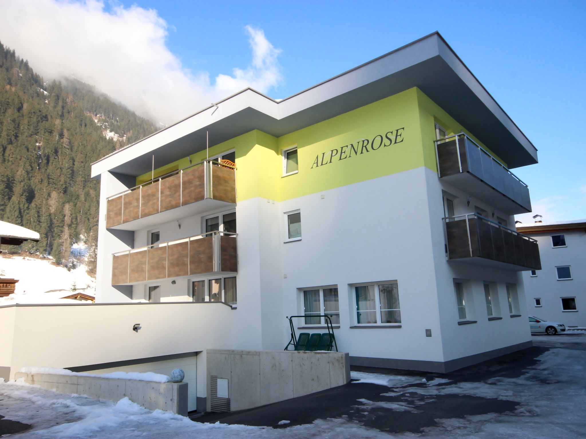 Appartementhaus Alpenrose: Hauptansicht