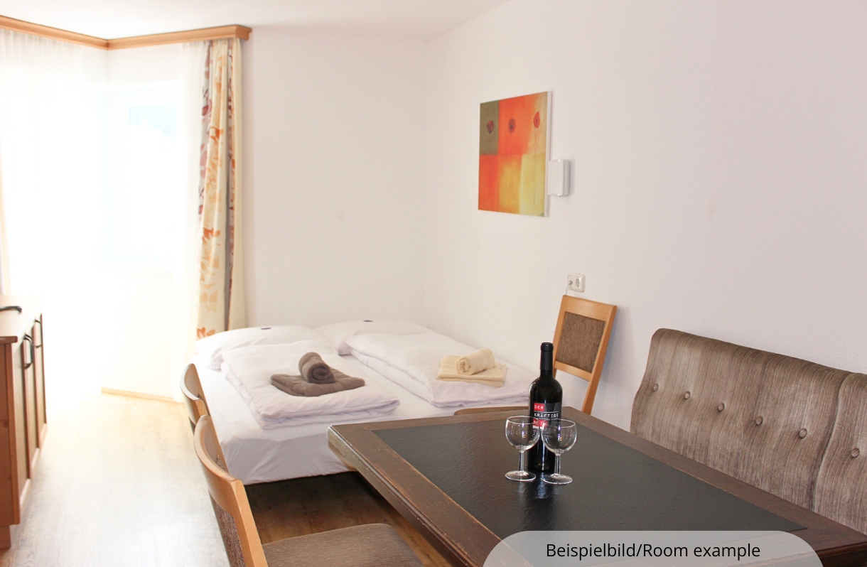 Appartementhaus Alpenperle: Ferienwohnung für 4 Personen - Wohnbereich (Beispiel)