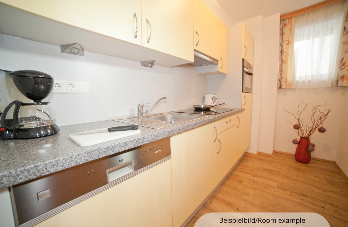 Appartementhaus Alpenperle: Appartement für 6 Personen - Küchenzeile (Beispiel)