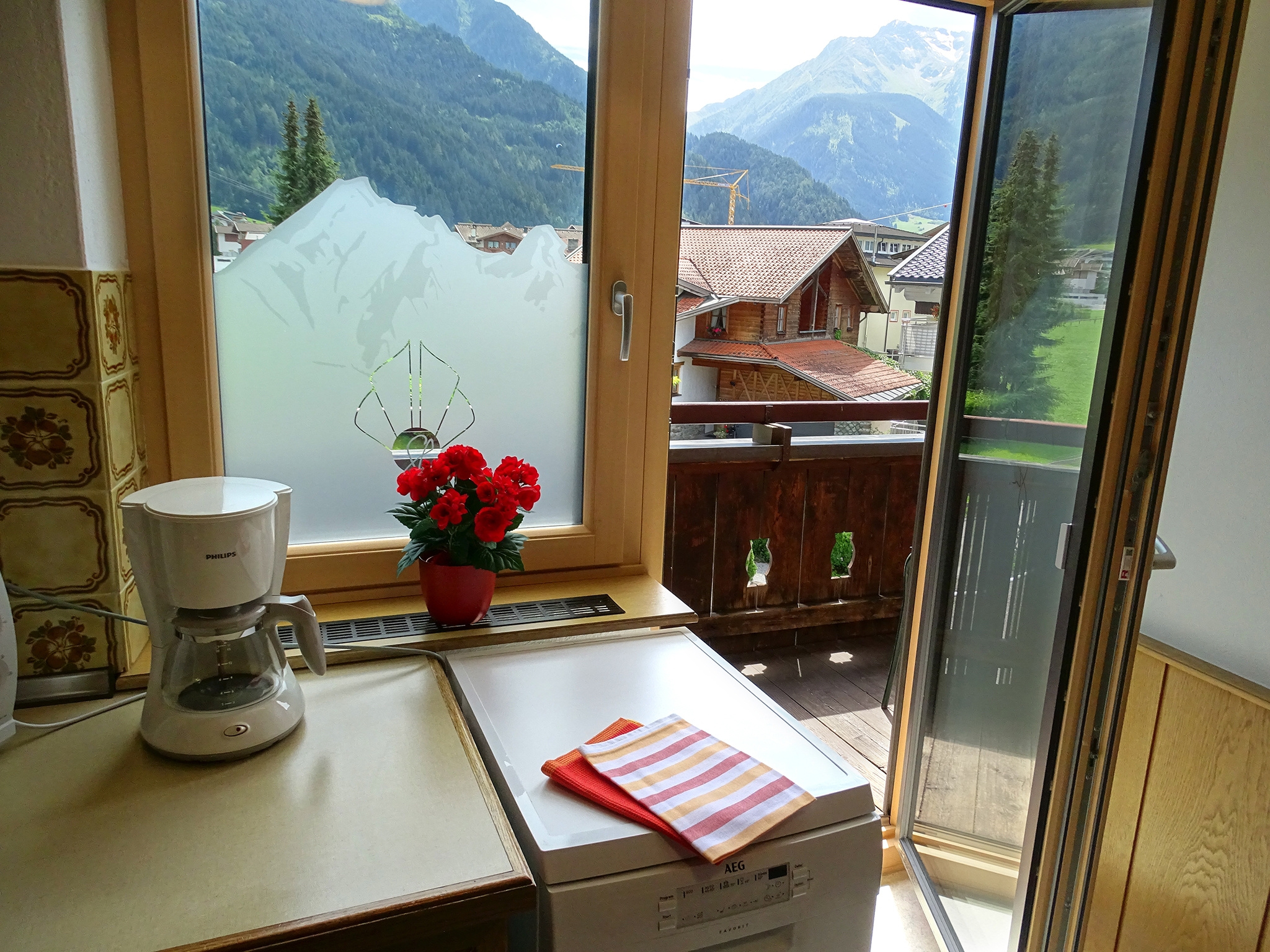 Appartementhaus Mayrhofen: Küchenausblick