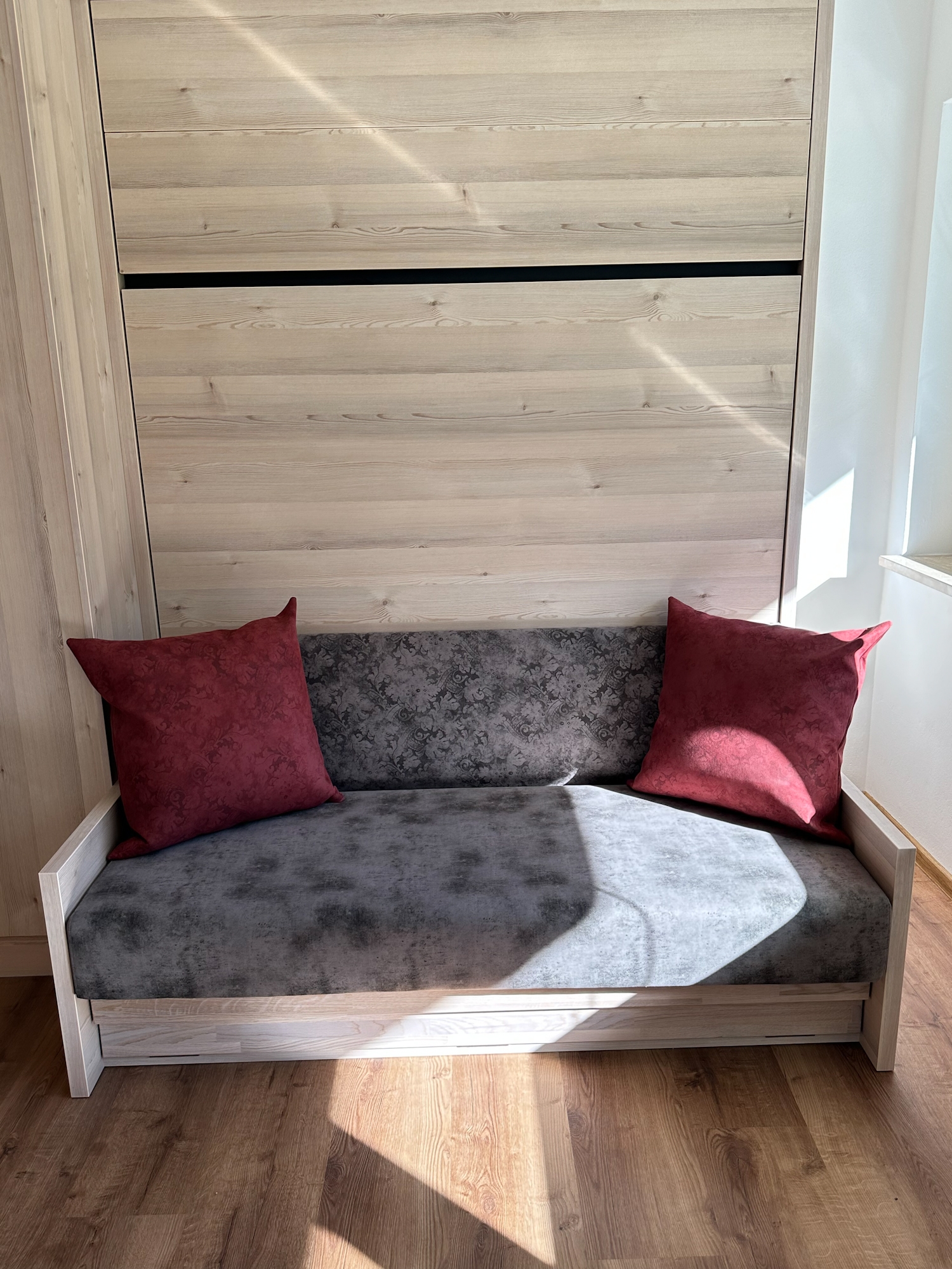 Appartementhaus Zillertal: Ferienwohnung für 2 Personen - Couch (Beispiel)