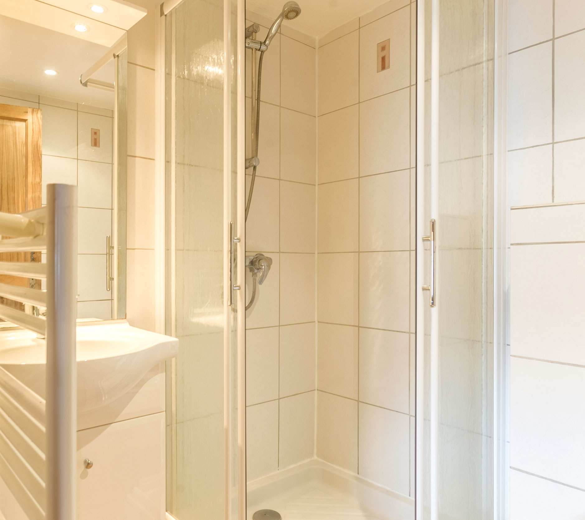 Chalet Acacia: Appartement 3 für 10 Personen -  Badezimmer