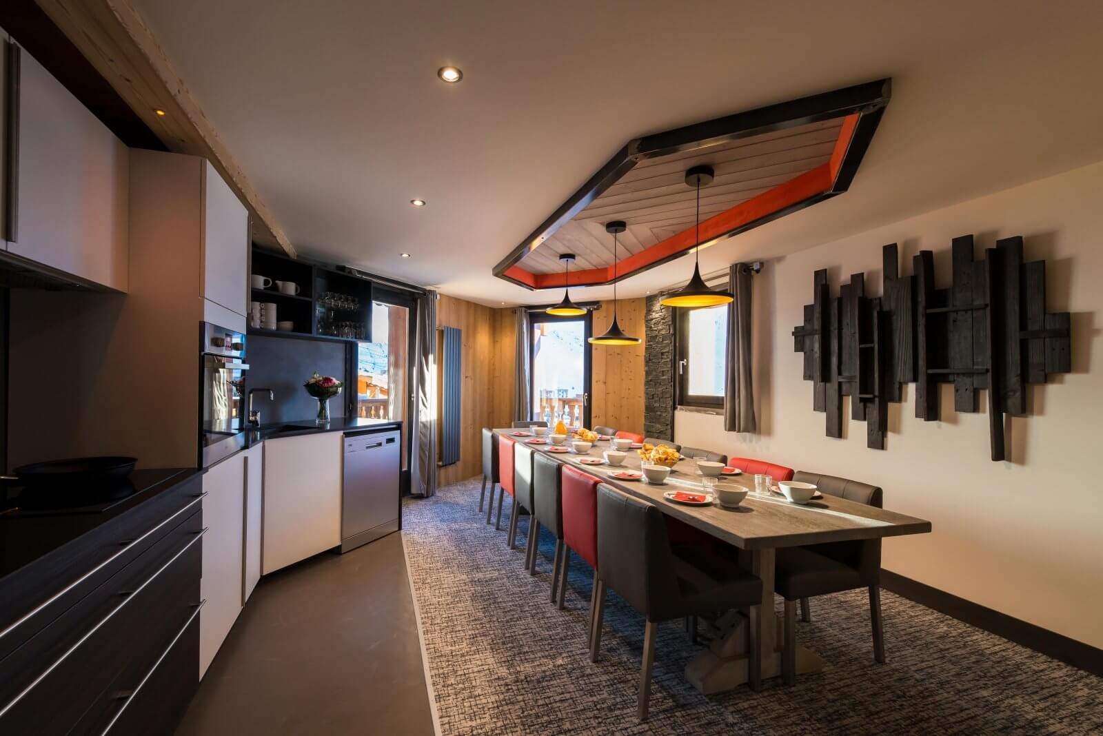 Chalet Altitude: Appartement für 14 Personen: Küche  (Beispiel)