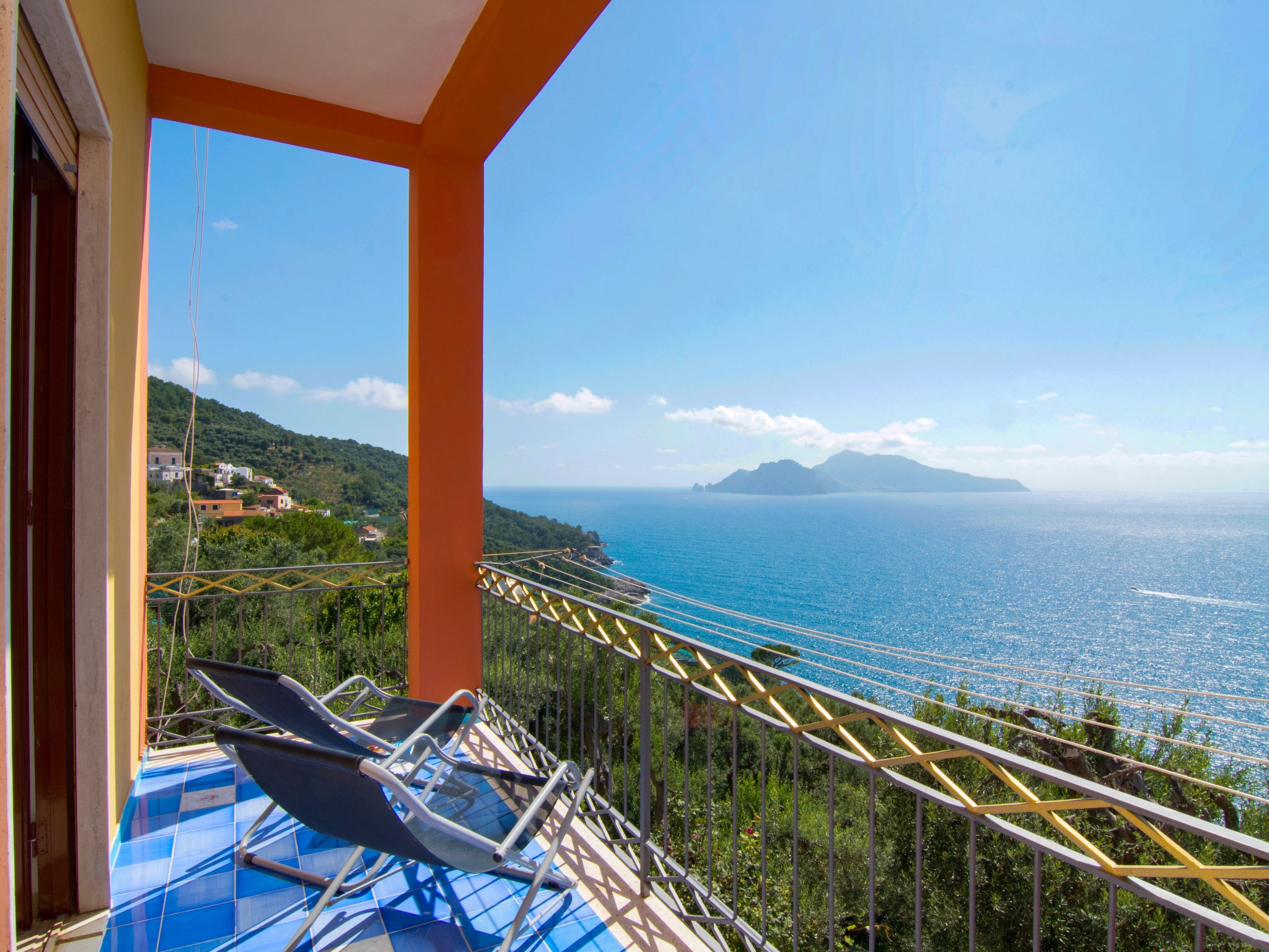 Appartementhaus Don Luigino - Capri view: Hauptansicht