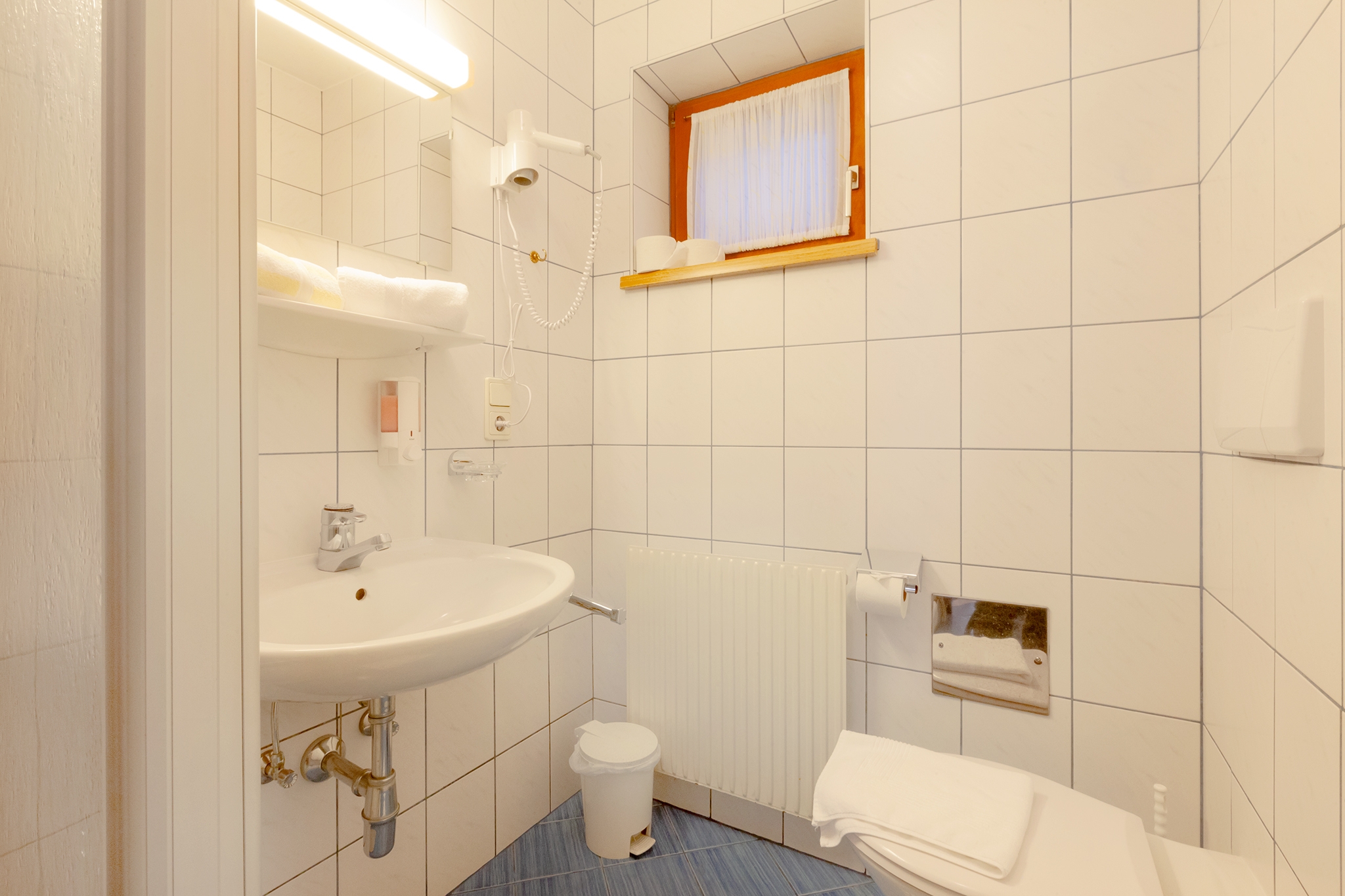 Edelweißhof Appartements: Appartement für 3 Personen mit Gemeinschaftsterrasse (Beispiel)