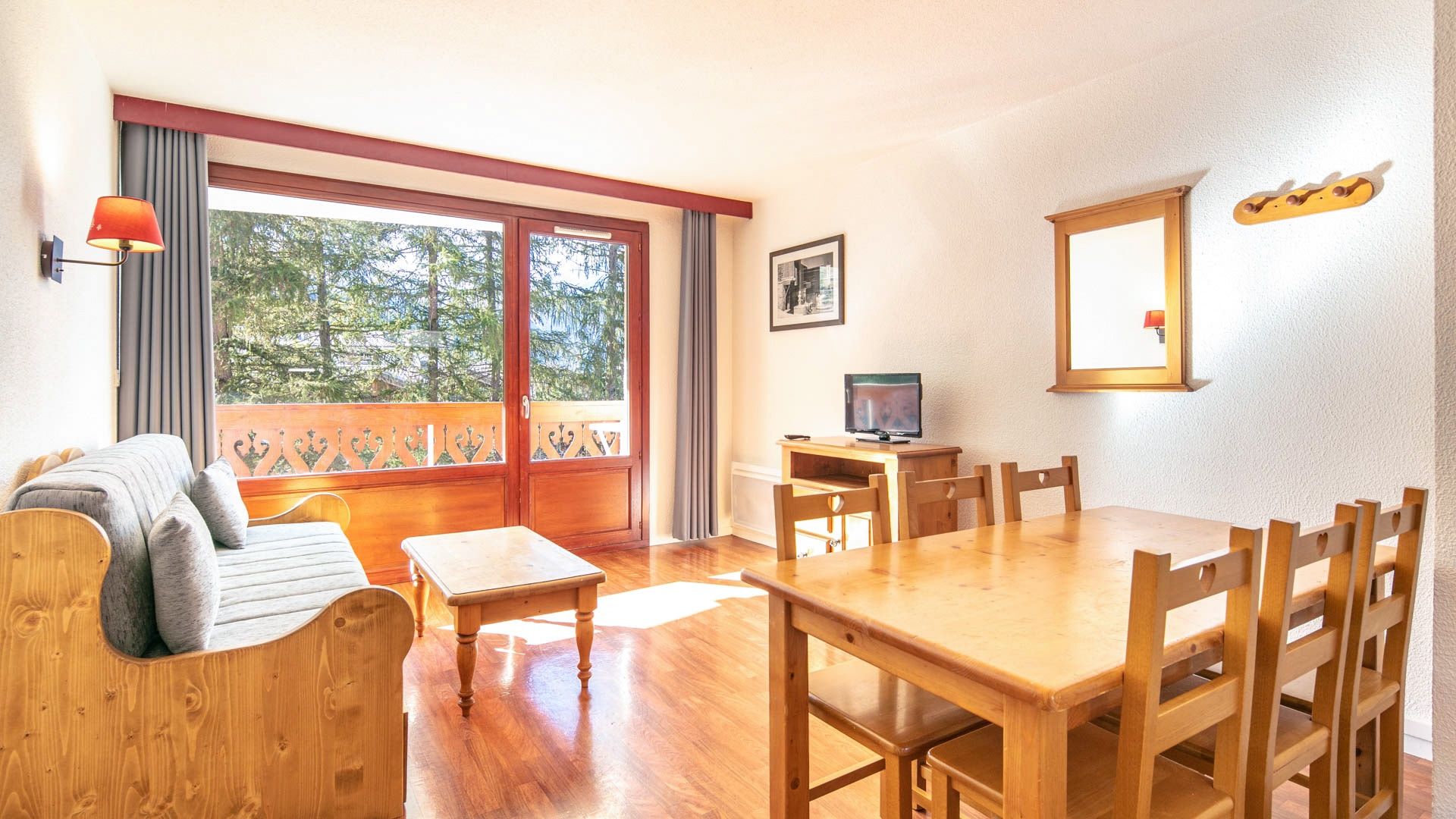 L'Edelweiss in Les 2 Alpes - Appartement für 8 Personen: Wohnbereich (Beispiel)