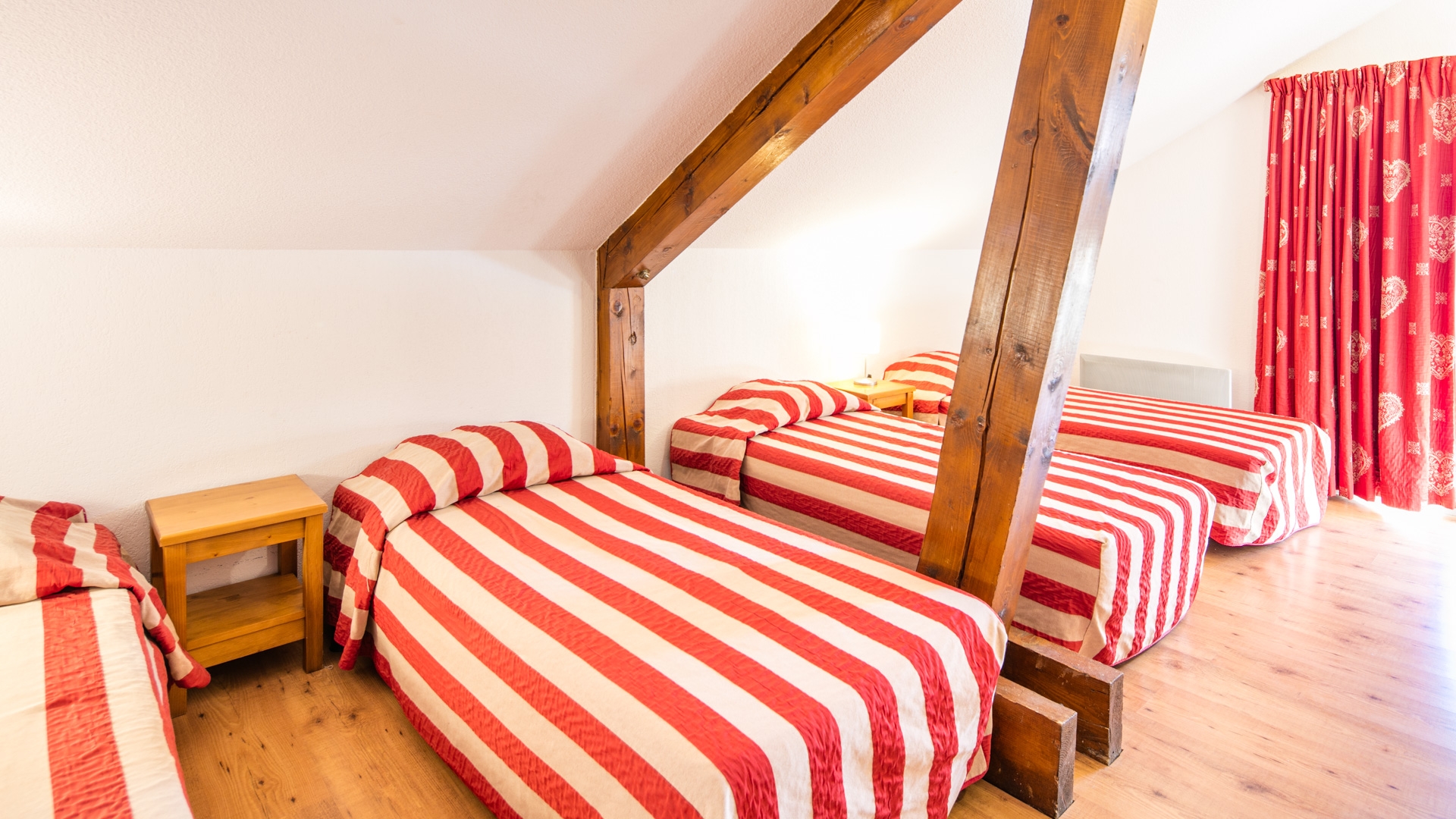 Le Hameau de Valloire: Appartement für 10 Personen: Schlafzimmer (Beispiel)