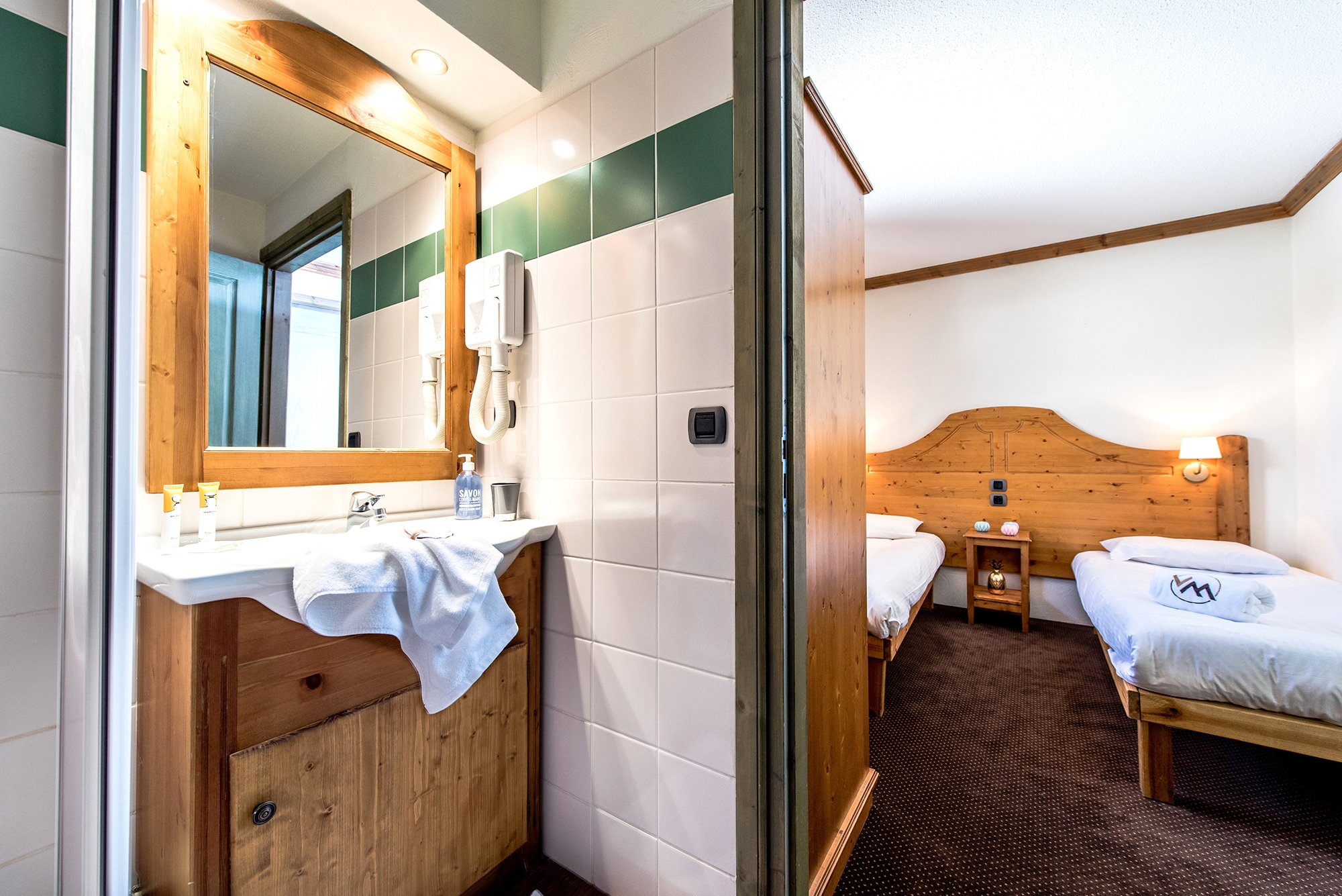 Village Montana: Appartement für 6 Personen mit Kamin - Schlafzimmer und Bad