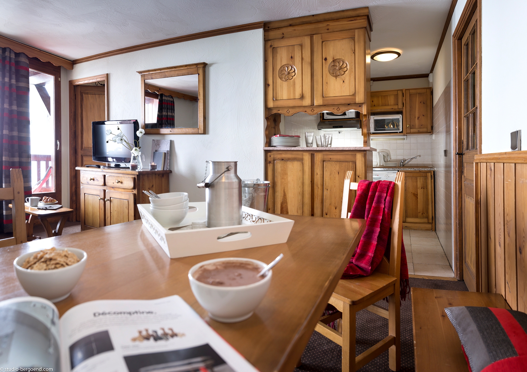 Village Montana: Appartement für 4 Personen - Wohnraum (Beispiel)